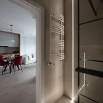 W Stylu Feng Shui Na 10 Pietrze Z Widokiem, Bezplatny Parking, Nowy Budynek, Dostep Na Kod Λοτζ