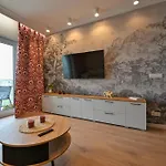 Διαμέρισμα W Stylu Feng Shui Na 10 Pietrze Z Widokiem, Bezplatny Parking, Nowy Budynek, Dostep Na Kod Λοτζ