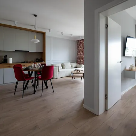 W Stylu Feng Shui Na 10 Pietrze Z Widokiem, Bezplatny Parking, Nowy Budynek, Dostep Na Kod * Łódź
