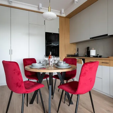 W Stylu Feng Shui Na 10 Pietrze Z Widokiem, Bezplatny Parking, Nowy Budynek, Dostep Na Kod Daire