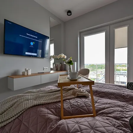 W Stylu Feng Shui Na 10 Pietrze Z Widokiem, Bezplatny Parking, Nowy Budynek, Dostep Na Kod * Łódź
