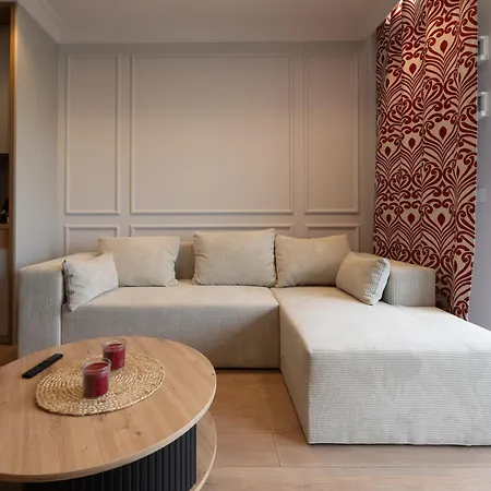 W Stylu Feng Shui Na 10 Pietrze Z Widokiem, Bezplatny Parking, Nowy Budynek, Dostep Na Kod Λοτζ