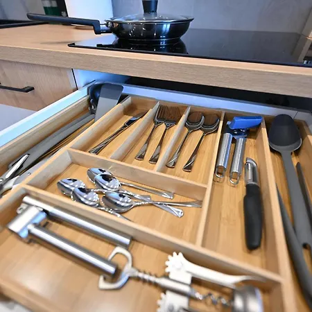 W Stylu Feng Shui Na 10 Pietrze Z Widokiem, Bezplatny Parking, Nowy Budynek, Dostep Na Kod