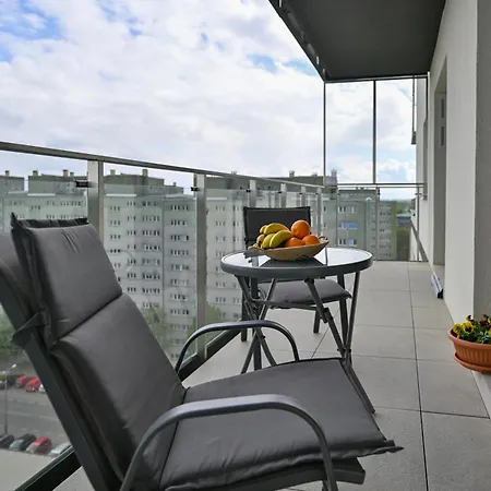 W Stylu Feng Shui Na 10 Pietrze Z Widokiem, Bezplatny Parking, Nowy Budynek, Dostep Na Kod Daire *