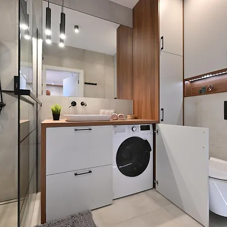 W Stylu Feng Shui Na 10 Pietrze Z Widokiem, Bezplatny Parking, Nowy Budynek, Dostep Na Kod Łódź