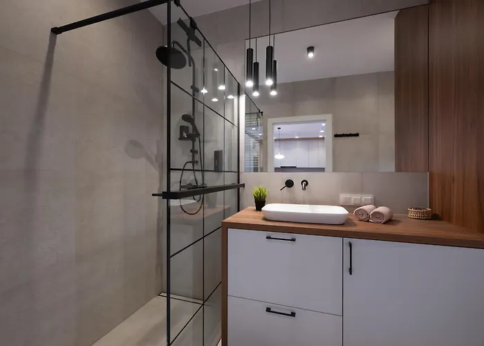 W Stylu Feng Shui Na 10 Pietrze Z Widokiem, Bezplatny Parking, Nowy Budynek, Dostep Na Kod